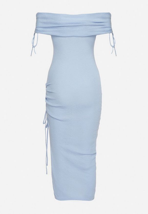 Born2be - Niebieska Sukienka Midi Dopasowana z Hiszpańskim Dekoltem i Rozcięciem Sadille. Kolor: niebieski. Styl: elegancki. Długość: midi