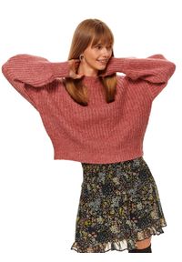 TOP SECRET - Luźny sweter z okrągłym dekoltem. Kolor: różowy. Materiał: materiał. Długość rękawa: długi rękaw. Długość: krótkie. Sezon: zima #4