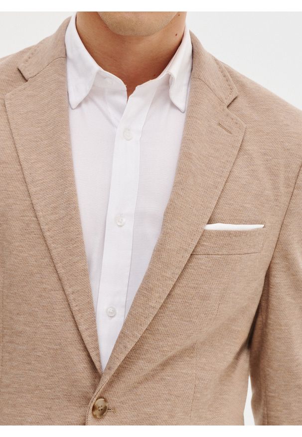 Pako Lorente - PAKO LORENTE – Dzianinowa marynarka w kolorze beżowym. Kolor: beżowy. Materiał: dzianina. Sezon: wiosna