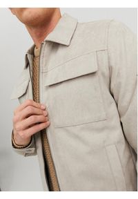 Jack & Jones Kurtka z imitacji skóry Payton 12213082 Beżowy Regular Fit. Kolor: beżowy. Materiał: skóra #7