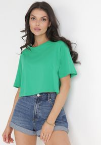Born2be - Zielony Krótki T-shirt Oversize Lilu. Kolor: zielony. Długość: krótkie
