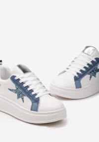 Born2be - Biało-Niebieskie Sneakersy na Platformie z Brokatową Gwiazdką Rasiala. Nosek buta: okrągły. Zapięcie: sznurówki. Kolor: biały. Materiał: materiał. Obcas: na platformie. Wysokość obcasa: niski #5