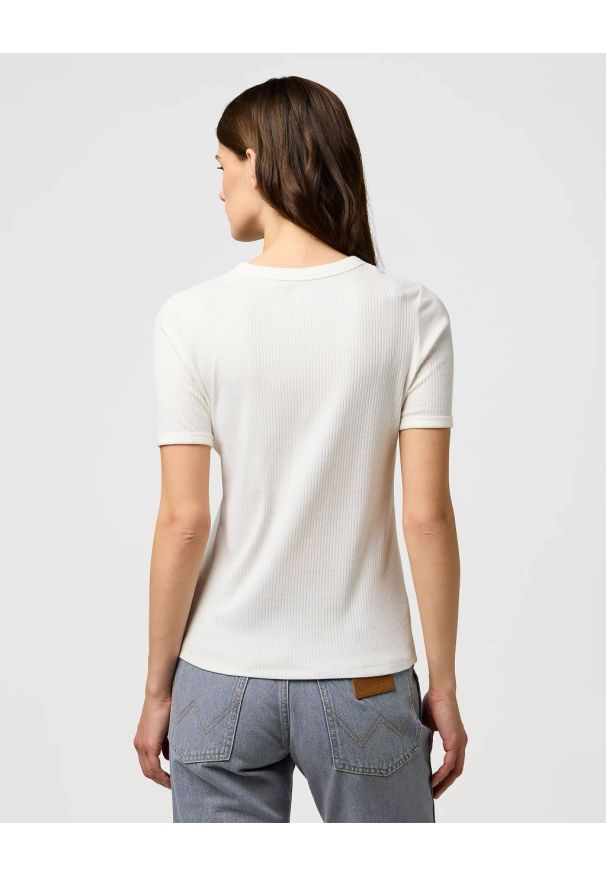 Wrangler - DAMSKA KOSZULKA WRANGLER FEMME KNIT HENLEY WORN WHITE 112370743. Typ kołnierza: typu henley
