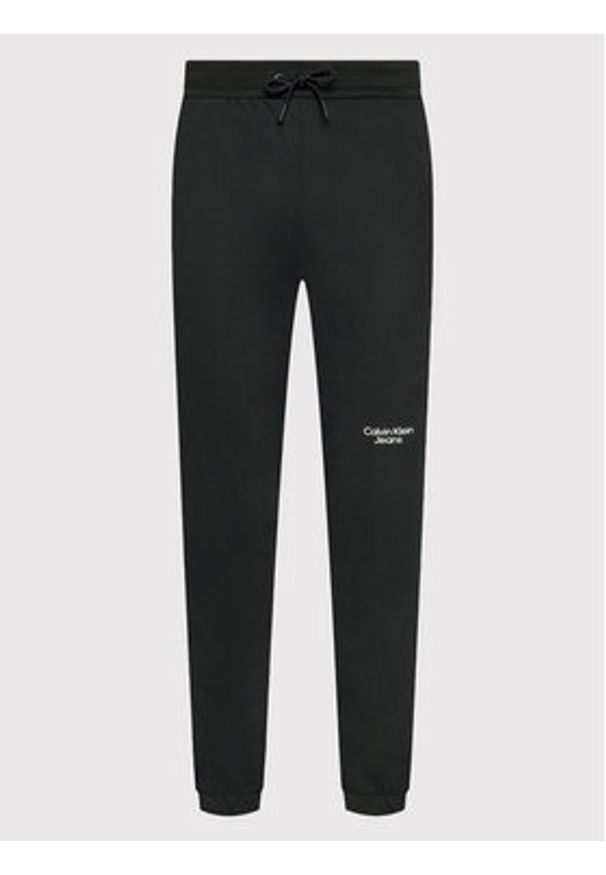 Calvin Klein Jeans Spodnie dresowe J30J320590 Czarny Regular Fit. Kolor: czarny. Materiał: bawełna