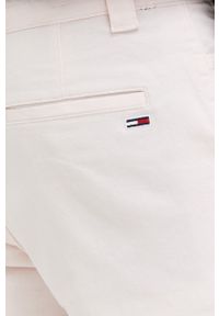 Tommy Jeans szorty męskie kolor różowy. Kolor: różowy. Materiał: tkanina, materiał. Wzór: gładki #4
