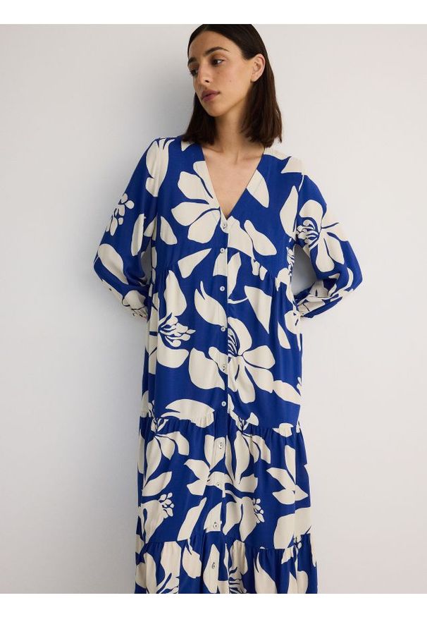 Reserved - Sukienka midi z wiskozy - niebieski. Kolor: niebieski. Materiał: wiskoza. Długość: midi