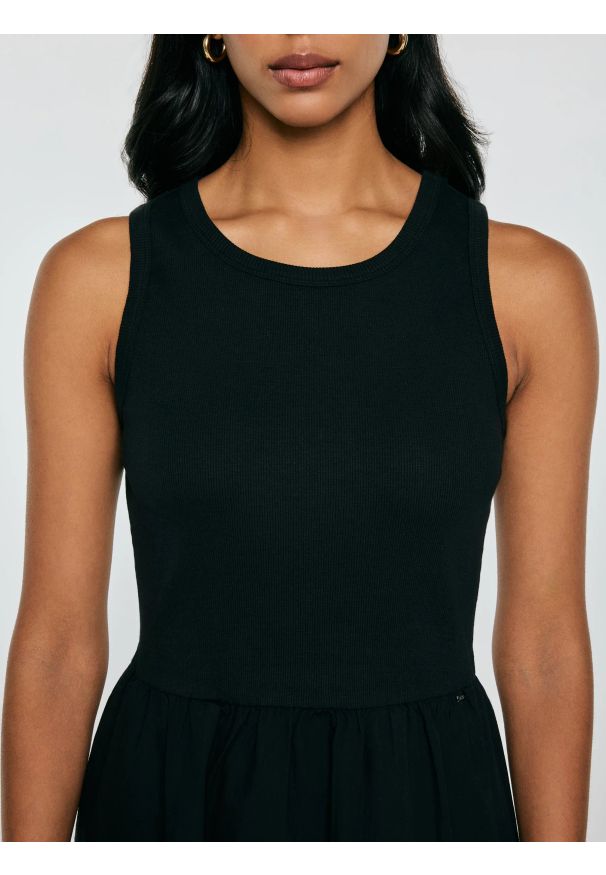 Big-Star - Sukienka damska midi bawełniana czarna Kamasi 906. Kolor: czarny. Materiał: bawełna. Długość rękawa: na ramiączkach. Wzór: prążki. Sezon: lato. Styl: elegancki. Długość: midi