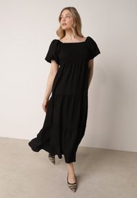 Born2be - Czarna Wiskozowa Sukienka z Bufiastymi Rękawami i Marszczoną Górą Liones. Okazja: na co dzień. Kolor: czarny. Materiał: wiskoza. Długość rękawa: krótki rękaw. Sezon: lato. Typ sukienki: proste. Styl: wakacyjny, casual #6