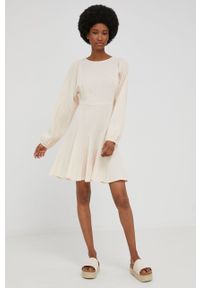 Answear Lab sukienka bawełniana kolor beżowy mini rozkloszowana. Kolor: beżowy. Materiał: bawełna. Typ sukienki: rozkloszowane. Styl: wakacyjny. Długość: mini