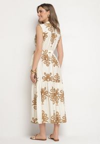 Born2be - Jasnobeżowa Rozkloszowana Sukienka z Wiskozy z Wiązanym Paskiem w Etniczny Wzór Mirinora. Okazja: na co dzień. Typ kołnierza: dekolt w kształcie V. Kolor: beżowy. Materiał: wiskoza. Styl: klasyczny, casual, elegancki, boho #2
