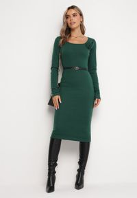 Born2be - Ciemnozielona Dzianinowa Sukienka Midi z Aplikacją Kwiatu Unesilla. Kolor: zielony. Materiał: dzianina. Wzór: aplikacja, kwiaty. Długość: midi #3