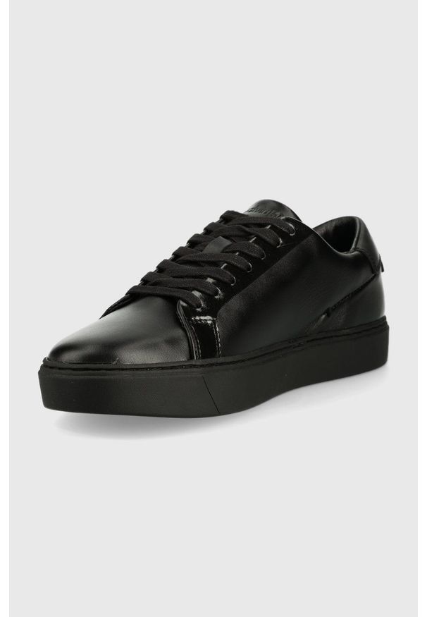 Calvin Klein sneakersy skórzane kolor czarny. Nosek buta: okrągły. Zapięcie: sznurówki. Kolor: czarny. Materiał: skóra
