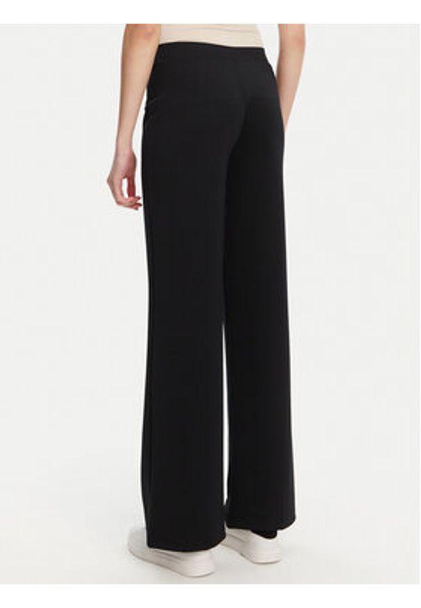 Guess Spodnie materiałowe V5YB11 KCX42 Czarny Regular Fit. Kolor: czarny. Materiał: syntetyk