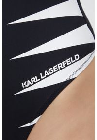 Karl Lagerfeld jednoczęściowy strój kąpielowy kolor czarny miękka miseczka. Kolor: czarny. Materiał: dzianina, materiał. Wzór: nadruk