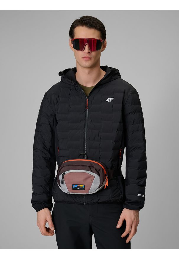 4f - 4F Kurtka trekkingowa z wypełnieniem Primaloft Silver męska - czarna XXL. Kolor: czarny. Materiał: syntetyk, materiał. Technologia: Primaloft. Długość: długie. Sport: turystyka piesza
