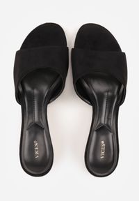 Renee - Czarne Klapki VICES na Obcasie Typu Kaczuszka z Imitacji Drewna Sacredgem. Okazja: do pracy. Kolor: czarny. Materiał: jeans. Obcas: na obcasie. Wysokość obcasa: średni #2