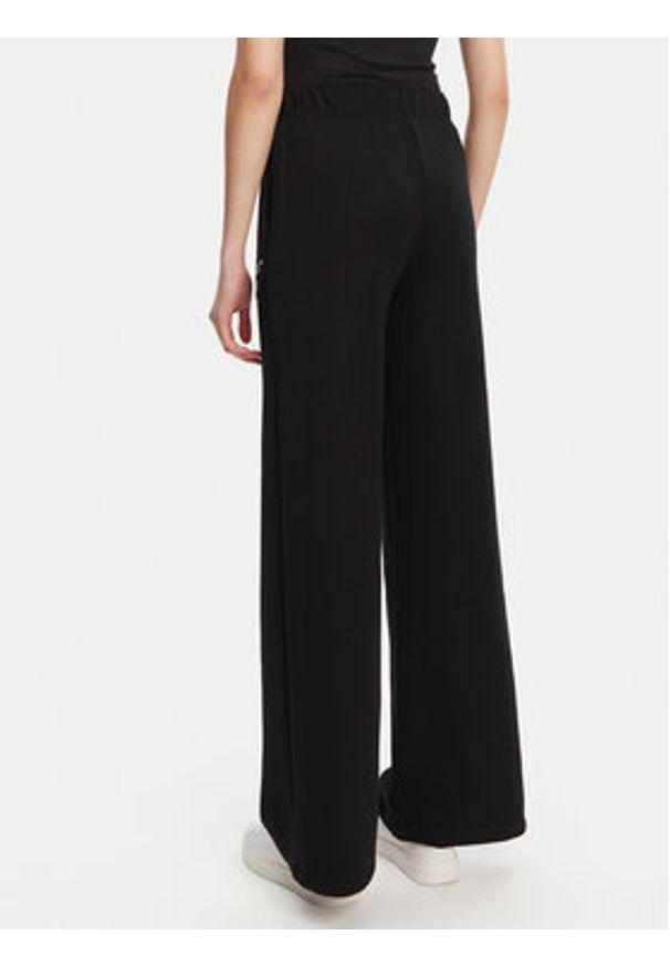 Guess Spodnie dresowe V5RB12 KC3D2 Czarny Regular Fit. Kolor: czarny. Materiał: syntetyk