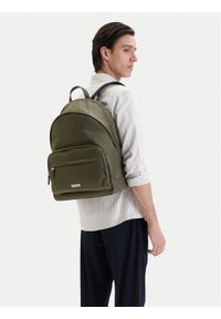 Calvin Klein Saszetka Sleek Round Backpack LV04D3143G Zielony. Kolor: zielony. Materiał: skóra #1
