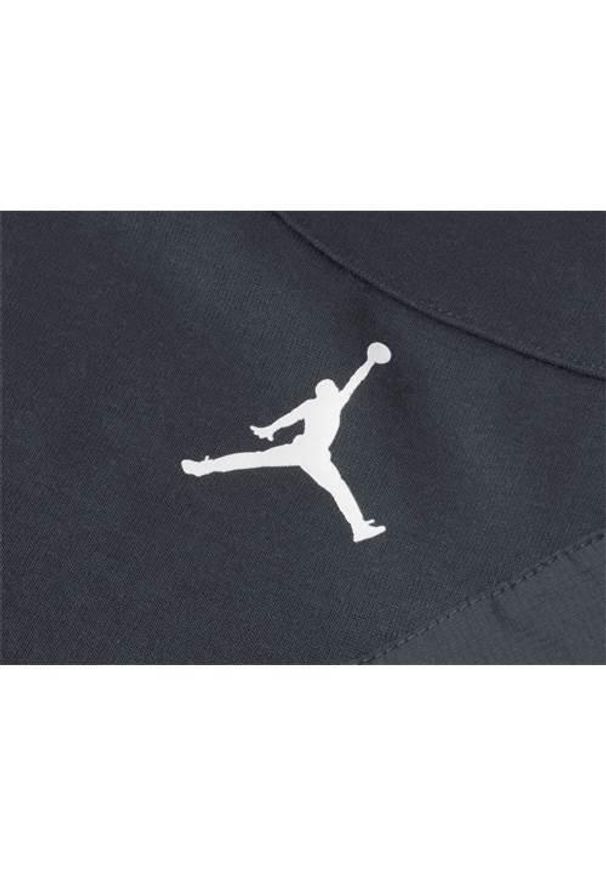 Spodnie sportowe męskie Nike Jordan. Kolor: wielokolorowy, szary. Materiał: dresówka, bawełna, materiał, syntetyk