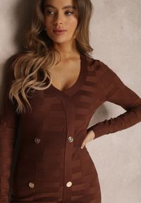 Renee - Brązowa Sukienka Dzianinowa z Napami Cits. Kolor: brązowy. Materiał: dzianina. Długość rękawa: długi rękaw. Długość: mini