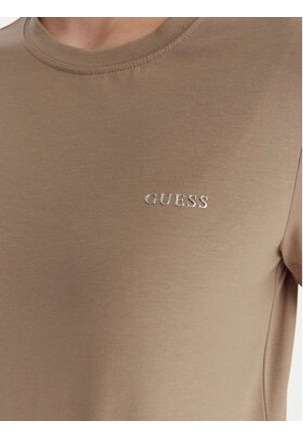 Guess T-Shirt V6RI07 J1314 Beżowy Regular Fit. Kolor: beżowy. Materiał: bawełna