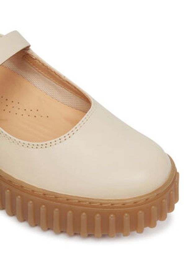 Clarks Półbuty Torhill Jane 26186305 Écru. Materiał: skóra