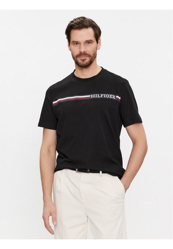 TOMMY HILFIGER - Tommy Hilfiger T-Shirt Monotype MW0MW33688 Czarny Regular Fit. Kolor: czarny. Materiał: bawełna