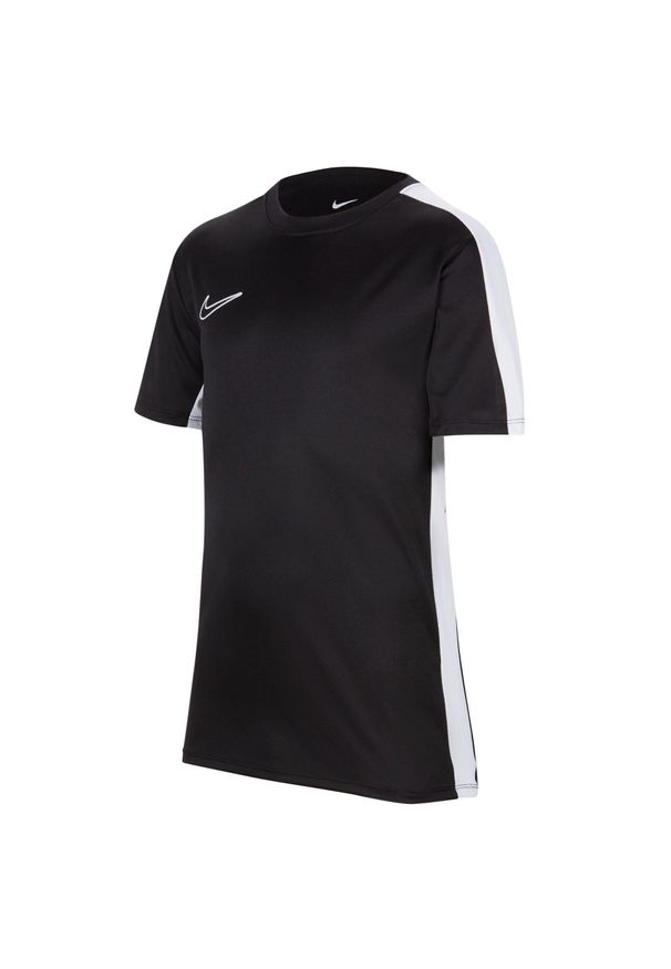 Koszulka treningowa chłopięca Nike Jr Dri-fit Academy 23. Kolor: czarny. Materiał: poliester. Długość rękawa: krótki rękaw. Technologia: Dri-Fit (Nike). Długość: krótkie. Sport: piłka nożna