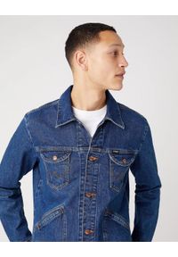 Wrangler - MĘSKA KURTKA JEANSOWA WRANGLER 124MJ W4MJUG923. Materiał: jeans