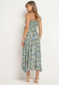 Born2be - Granatowa Bawełniana Sukienka na Ramiączkach z Kopertowym Dekoltem i Asymetrycznym Rozcięciem Xiloa. Okazja: na co dzień. Typ kołnierza: dekolt kopertowy. Kolor: niebieski. Materiał: bawełna. Długość rękawa: na ramiączkach. Wzór: aplikacja. Typ sukienki: kopertowe, asymetryczne. Styl: casual #4