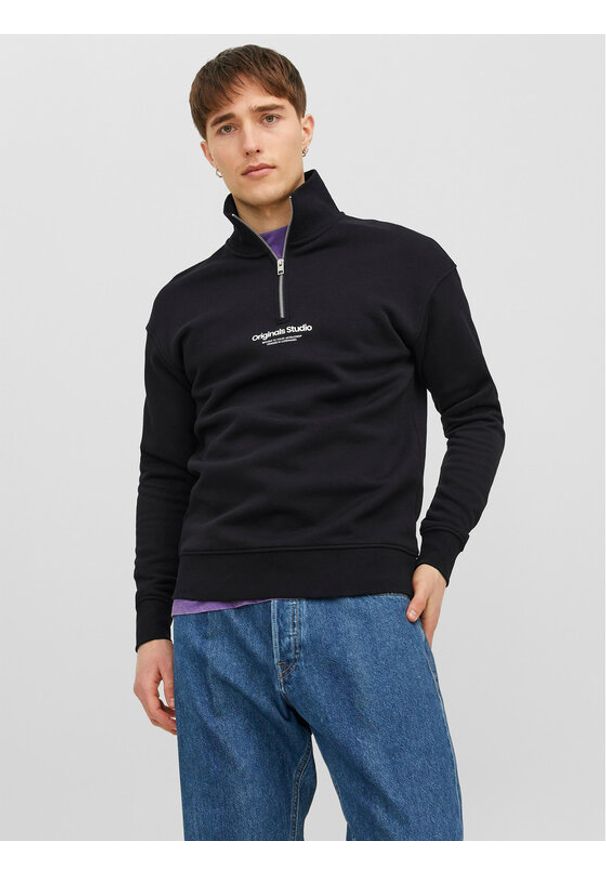 Jack & Jones - Jack&Jones Bluza Vesterbro 12241777 Czarny Relaxed Fit. Kolor: czarny. Materiał: syntetyk, bawełna