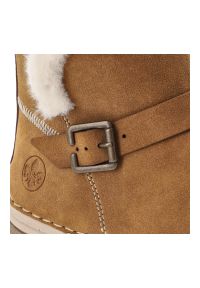 Śniegowce damskie Rieker, futerko na solidnej podeszwie i zapinane na suwak, brązowe, 45966-20. Zapięcie: klamry. Kolor: brązowy. Materiał: futro. Szerokość cholewki: normalna. Sezon: zima. Styl: elegancki, sportowy #2