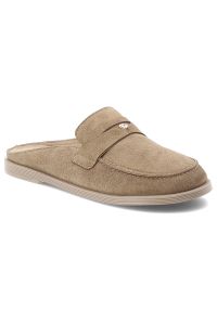 CheBello - Klapki damskie Chebello, welurowa cholewka wsuwany fason otwarta pięta klasyczny mokasynowy krój minimalistyczny design lekka płaska podeszwa, beżow. Nosek buta: otwarty. Kolor: beżowy. Materiał: welur. Obcas: na płaskiej podeszwie. Styl: klasyczny #1