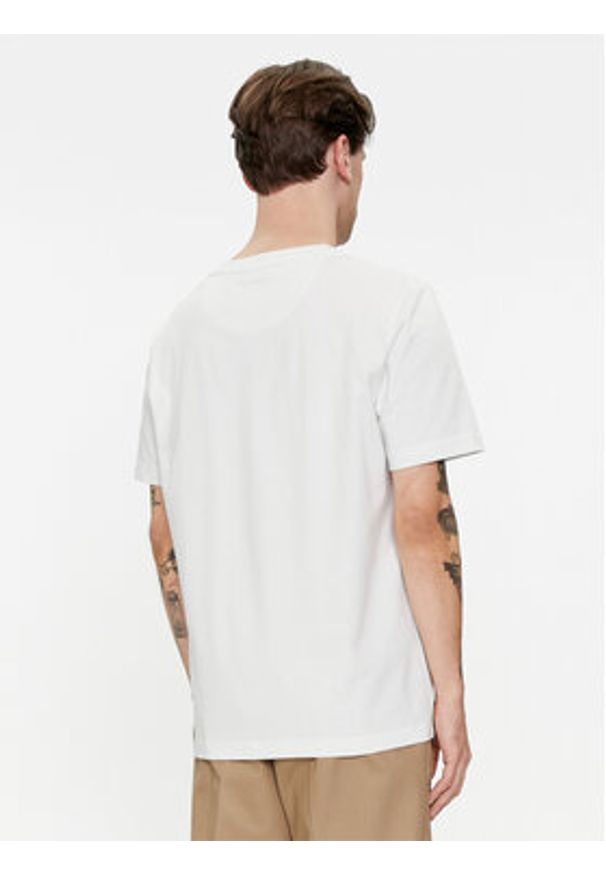 Baldessarini T-Shirt B4 20075/000/5199 Biały Regular Fit. Kolor: biały. Materiał: bawełna