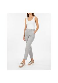 Półbuty damskie Hispanitas, ze skóry naturalnej z wsuwanym krojem i ozdobą na podbiciu posiada przeszycia na cholewce, beżowe, HV264834 Formentera-V2. Okazja: na co dzień. Kolor: beżowy. Materiał: skóra. Szerokość cholewki: normalna. Wzór: aplikacja. Sezon: wiosna, lato. Styl: casual, elegancki, klasyczny #6