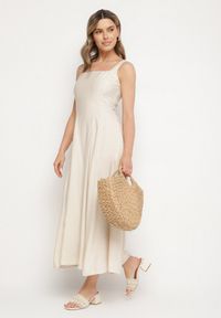 Born2be - Beżowa Wiskozowa Sukienka o Rozkloszowanym Kroju z Kwadratowym Dekoltem Avmila. Typ kołnierza: dekolt kwadratowy. Kolor: beżowy. Materiał: wiskoza. Styl: klasyczny #6