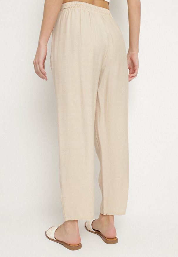 Born2be - Beżowe Spodnie z Bawełną i Wiązaniem Maiovelle. Okazja: na co dzień. Stan: podwyższony. Kolor: beżowy. Materiał: bawełna. Długość: długie. Styl: casual, elegancki, klasyczny