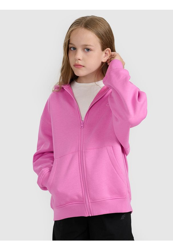 4f - 4F Bluza dresowa rozpinana z kapturem dziewczęca - różowa 122 (6-7 lat). Okazja: na co dzień. Typ kołnierza: kaptur. Kolor: różowy. Materiał: dresówka. Wzór: ze splotem, nadruk, gładki. Sezon: lato. Styl: sportowy, klasyczny, casual