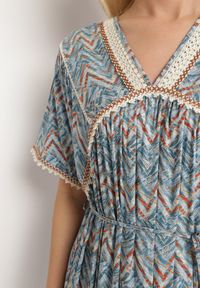 Born2be - Niebieska Boho Sukienka z Wiskozy z Cienkim Paskiem i Krótkim Rękawem Meaata. Kolekcja: plus size. Kolor: niebieski. Materiał: wiskoza. Długość rękawa: krótki rękaw. Typ sukienki: dla puszystych. Styl: boho