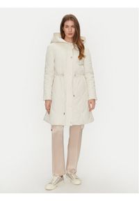Guess Parka Maite W4BL56 WGL30 Écru Regular Fit. Kolor: kremowy. Materiał: syntetyk #1