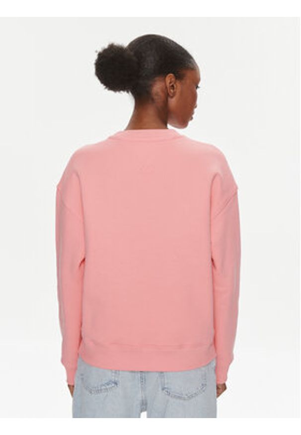 Tommy Jeans Bluza Badge DW0DW17325 Różowy Regular Fit. Kolor: różowy. Materiał: bawełna