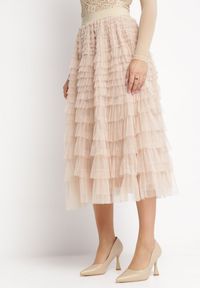 Born2be - Beżowa Rozkloszowana Spódnica Maxi z Falbankami z Tiulu Davena. Kolor: beżowy. Materiał: tiul. Wzór: aplikacja #1