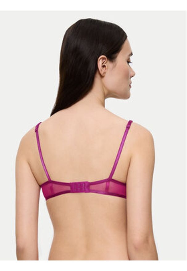 Triumph Biustonosz balkonetka Crazy Stupid Love 10222359 Różowy. Kolor: różowy. Materiał: syntetyk