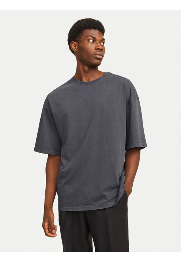 Jack & Jones T-Shirt Charge 12268270 Szary Oversize. Kolor: szary. Materiał: bawełna