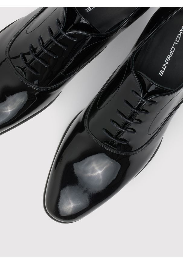 Pako Lorente - PAKO LORENTE – Buty męskie P000B-BX-001-C-0. Nosek buta: otwarty. Styl: elegancki, wizytowy