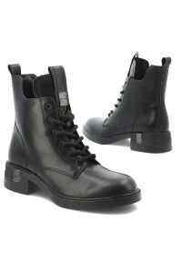 Czarne Botki Vinceza Ocieplane Buty Damskie. Okazja: na co dzień. Zapięcie: zamek. Kolor: czarny. Materiał: skóra. Szerokość cholewki: normalna. Obcas: na obcasie. Styl: klasyczny, casual, elegancki. Wysokość obcasa: niski #4