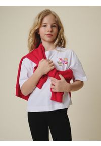 4f - 4F T-shirt loose z nadrukiem dziewczęcy - biały 134/140 (8-10 lat). Okazja: na co dzień. Kolor: biały. Materiał: dzianina, bawełna, jeans, dresówka. Wzór: nadruk. Sezon: lato. Styl: casual #1