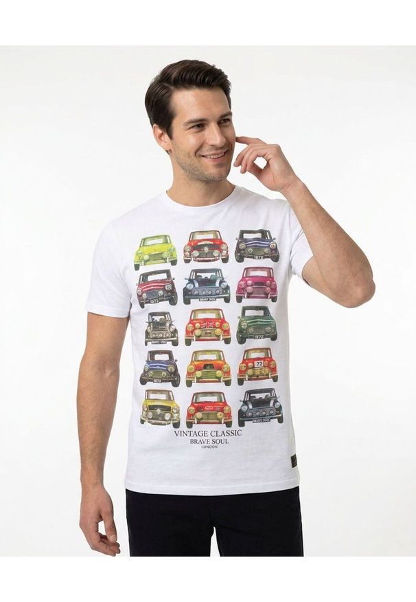 Bawełniany T-Shirt, Męski - Brave Soul - Retro Auta - Biały. Okazja: na co dzień. Kolor: biały. Materiał: bawełna. Wzór: nadruk. Sezon: lato, wiosna. Styl: retro