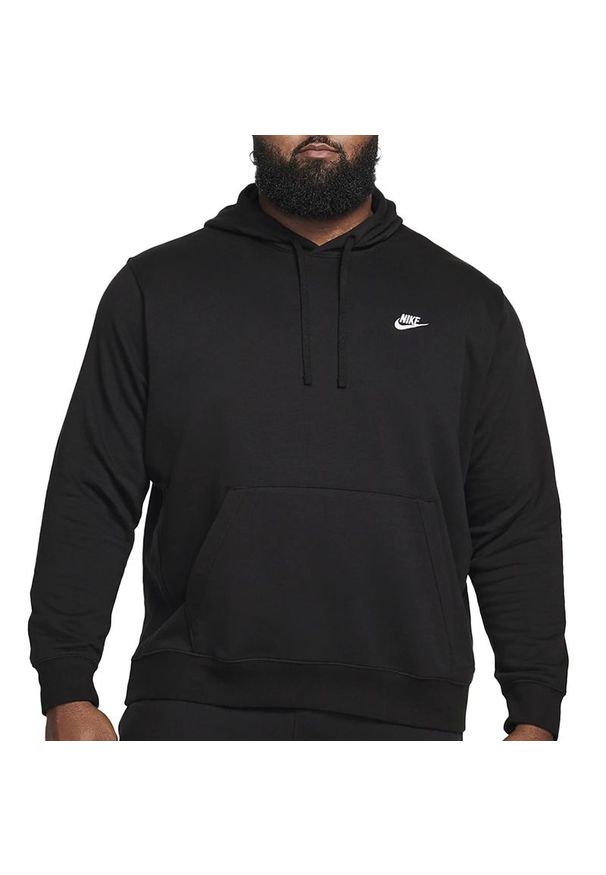 Bluza Nike Sportswear Club CZ7857-010 - czarna. Typ kołnierza: kaptur. Kolor: czarny. Materiał: bawełna, poliester, materiał. Wzór: aplikacja. Styl: klasyczny, sportowy