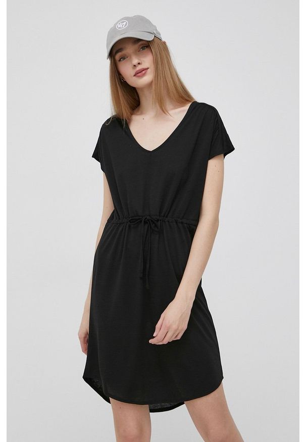 JDY sukienka kolor czarny mini prosta. Kolor: czarny. Materiał: dzianina. Typ sukienki: proste. Długość: mini